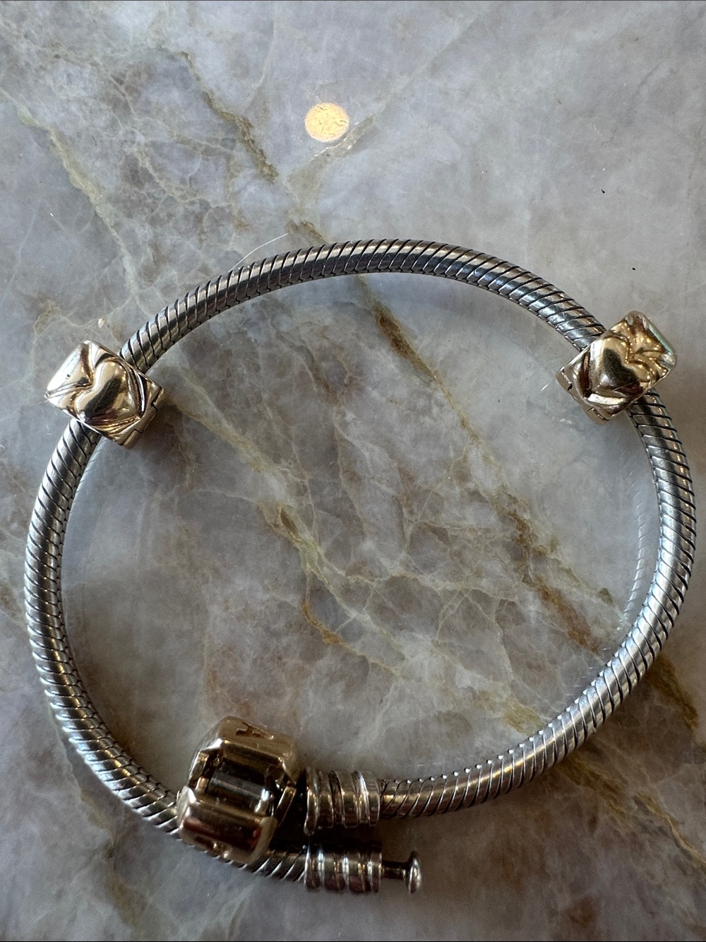 Two Pandora 14k solid gold Heart Clips for Pandora Memories bracelet - Picture 3 of 7